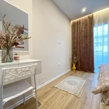 Aj Apartments, Hidden Gem In The Heart Of Lejlighed *