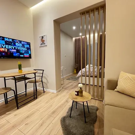 Apartmán Aj Apartments, Hidden Gem In The Heart Of *