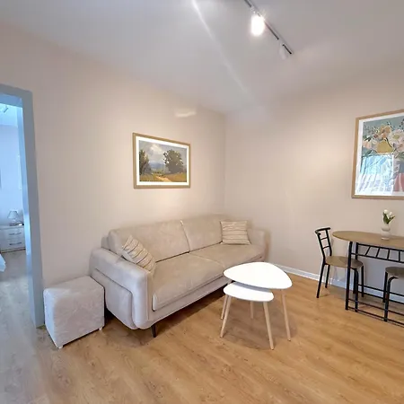 Aj Apartments, Hidden Gem In The Heart Of *