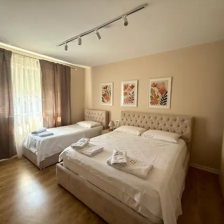 Aj Apartments, Hidden Gem In The Heart Of Apartament *