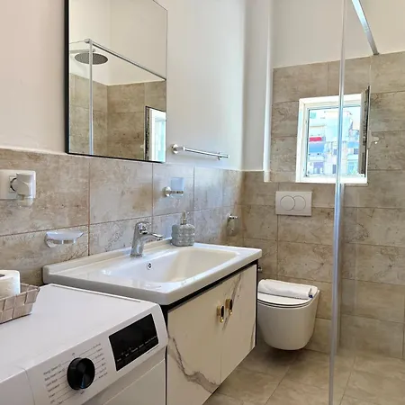 Aj Apartments, Hidden Gem In The Heart Of