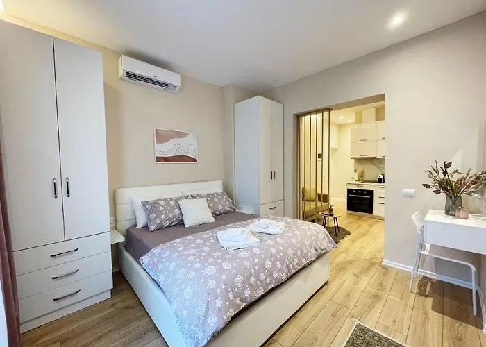 Lejlighed Aj Apartments, Hidden Gem In The Heart Of Tirana