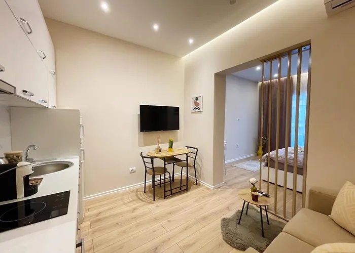 Aj Apartments, Hidden Gem In The Heart Of *